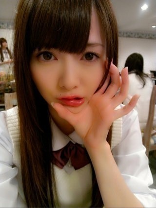 欅坂46渡邉理佐、グループ初の専属モデル就任 ファッション誌『non-no』に抜てき