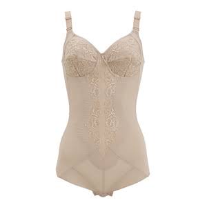 巨乳は得ですか？