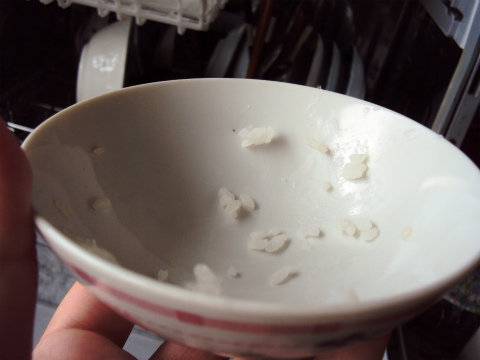 出前の食器を洗わず返す客…有吉弘行「お客様は神様」の意識で開き直る客に喝「客が言うなよバカ」