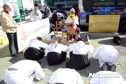 韓国、中国への修学旅行を相次ぎキャンセル　日本に振り替えも