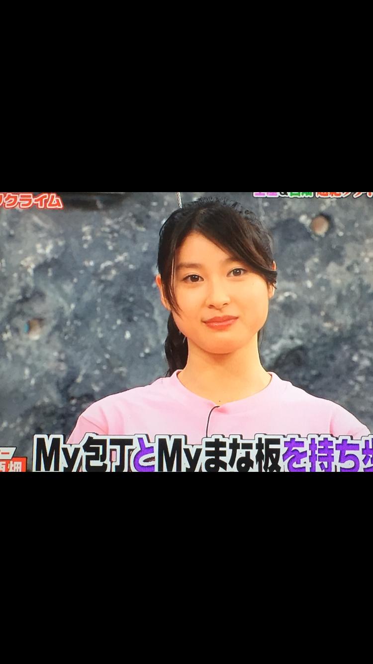 顔がパンパンな人