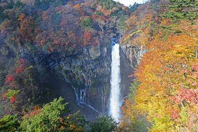 滝の画像で目の保養をするトピ♪