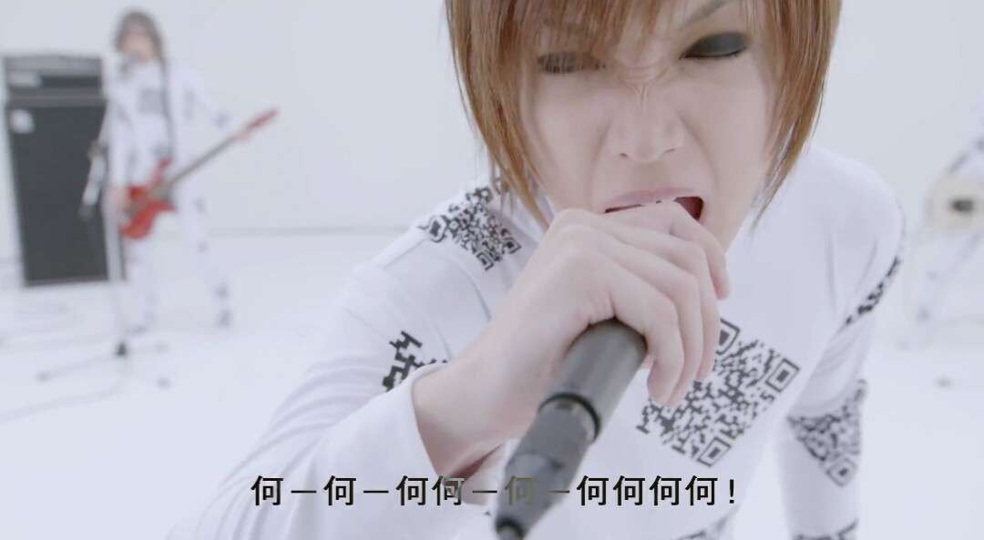 ゴールデンボンバー『Mステ』で新曲“無料配布” CD不況訴え配信用「QRコード」映す