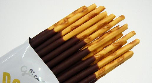 ついつい甘いもの食べすぎちゃうガル民