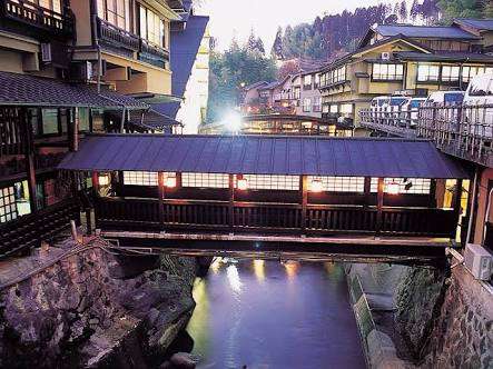 一人旅行くならどこがいい?