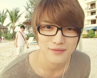 メガネ+芸能人が見たいです。