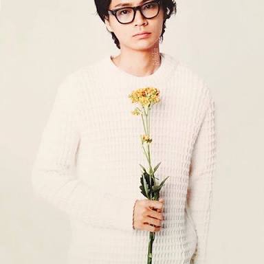 メガネ+芸能人が見たいです。