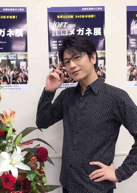 メガネ+芸能人が見たいです。