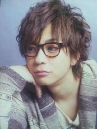 メガネ+芸能人が見たいです。