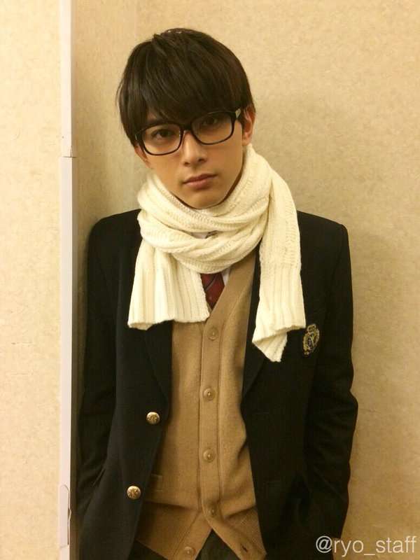 メガネ+芸能人が見たいです。