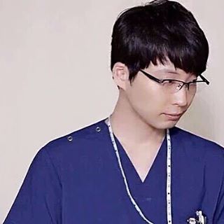 メガネ+芸能人が見たいです。