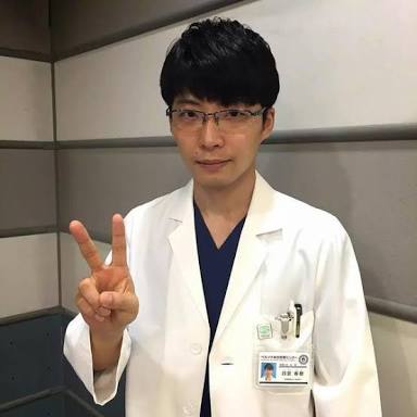 メガネ+芸能人が見たいです。