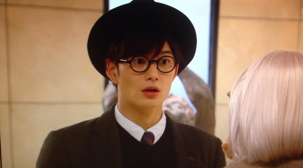 メガネ+芸能人が見たいです。