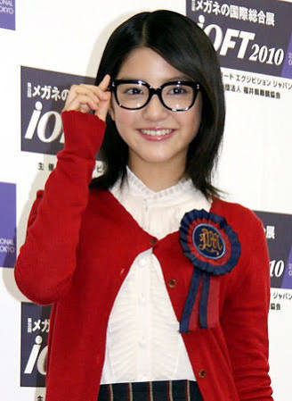 メガネ+芸能人が見たいです。