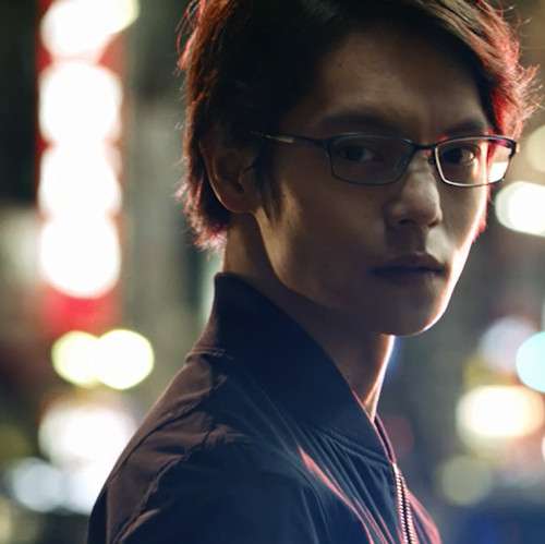 メガネ+芸能人が見たいです。