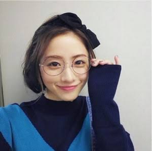 メガネ+芸能人が見たいです。