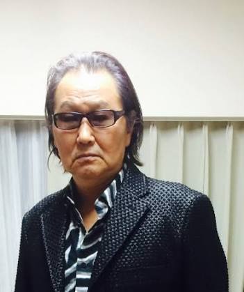 メガネ+芸能人が見たいです。