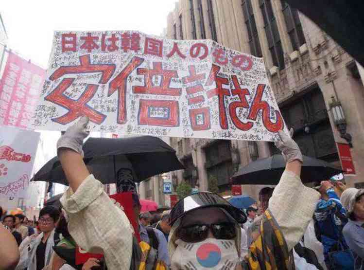 シリア アサド政権の関連施設に 米軍が巡航ミサイルで攻撃