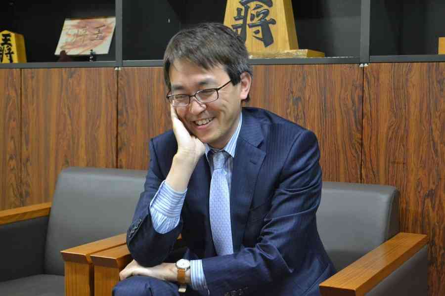 【将棋】最年少プロ棋士・藤井聡太四段 羽生善治三冠に勝利!「炎の七番勝負」6勝1敗の快挙