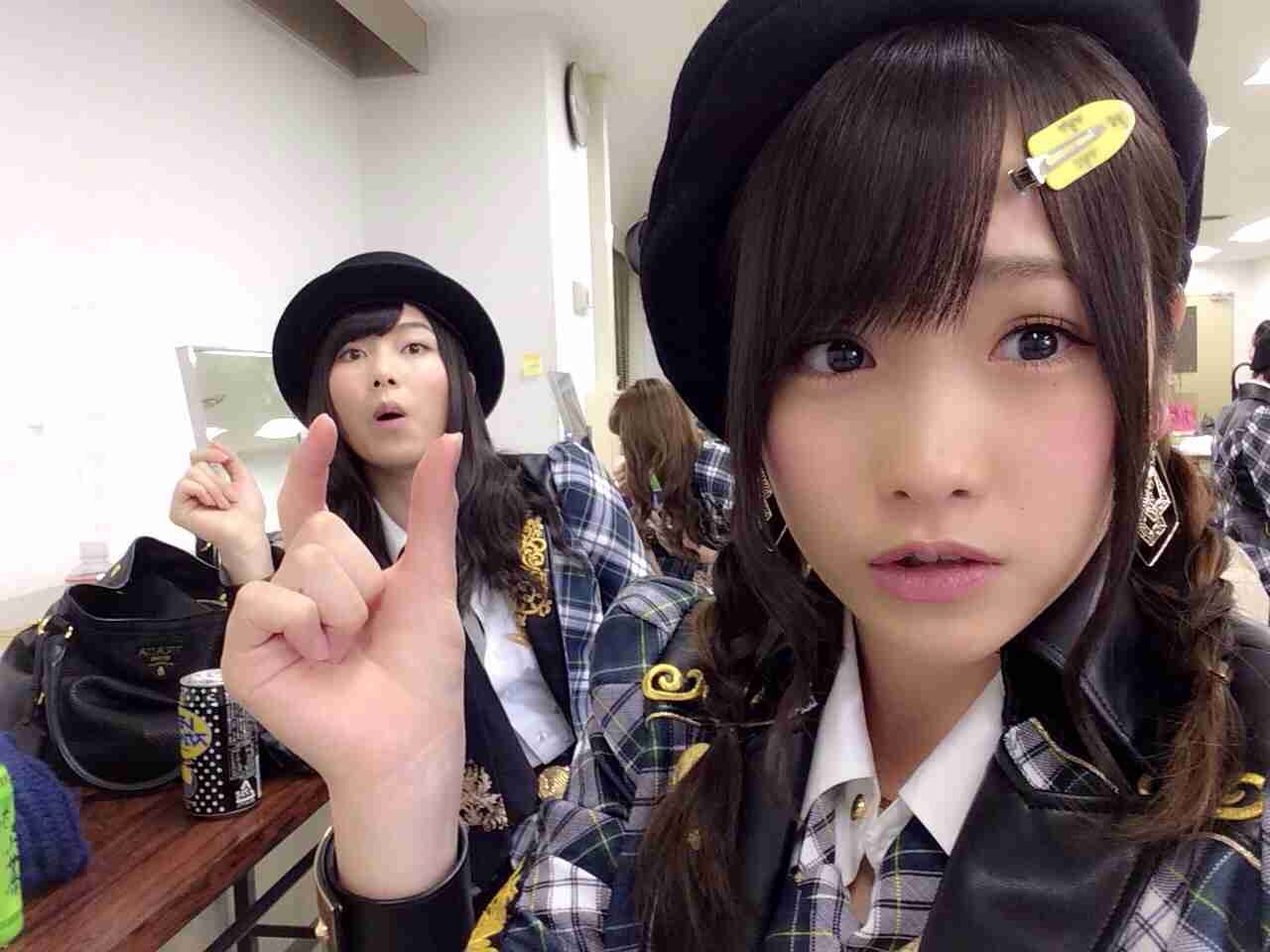 女性アイドルの美しいメイク画像を貼るトピ