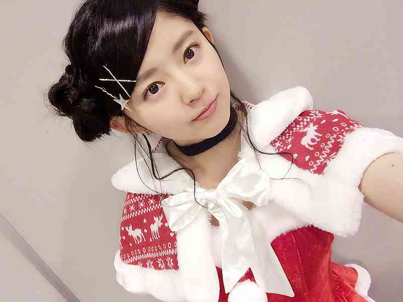 女性アイドルの美しいメイク画像を貼るトピ
