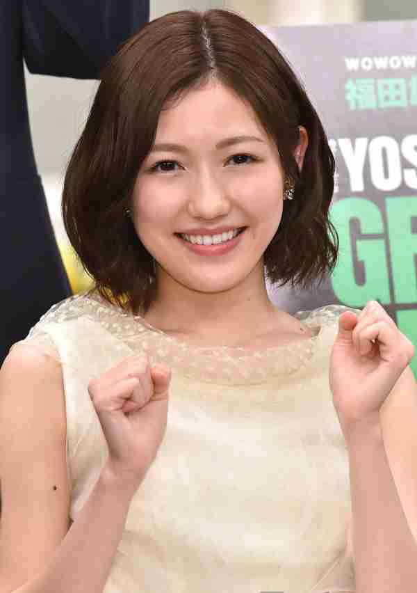 女性アイドルの美しいメイク画像を貼るトピ