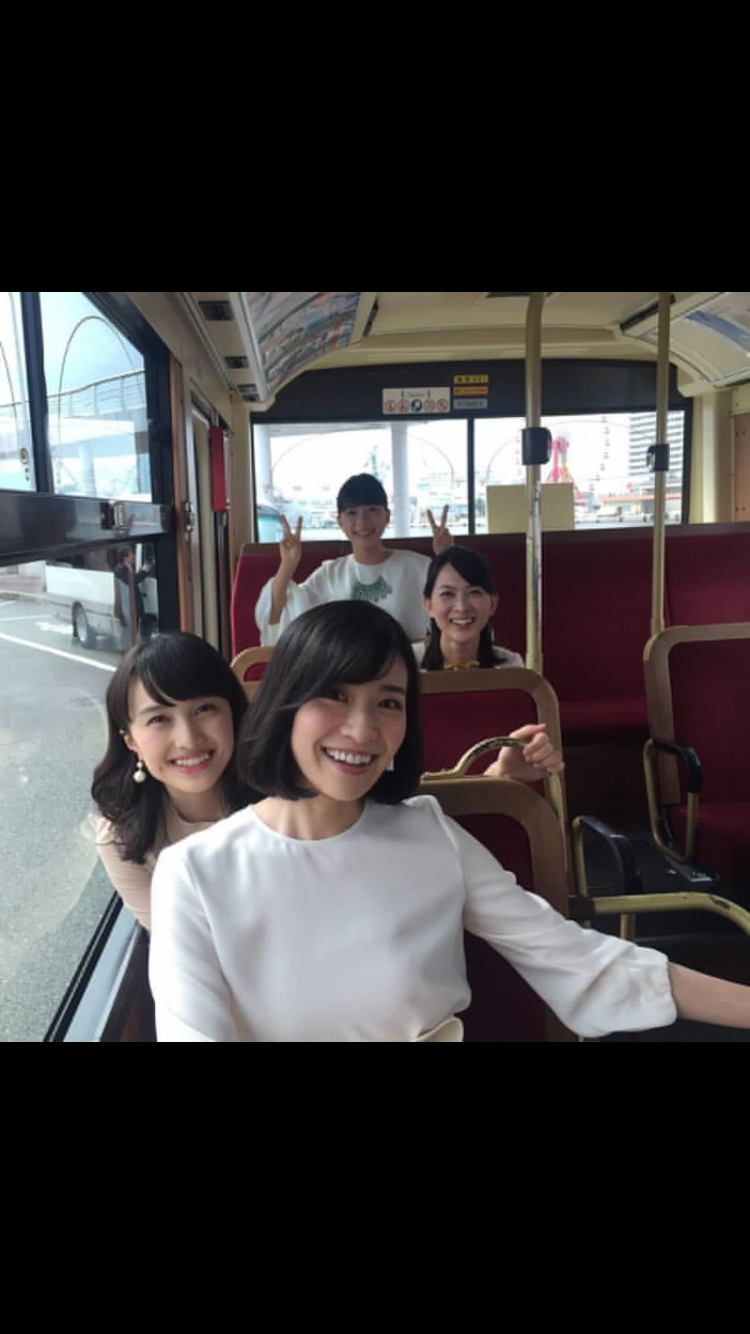女性アイドルの美しいメイク画像を貼るトピ