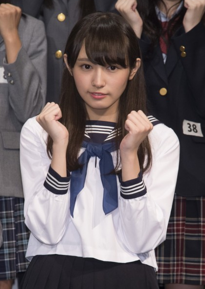 女性アイドルの美しいメイク画像を貼るトピ