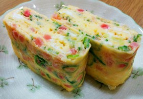 お弁当の赤
