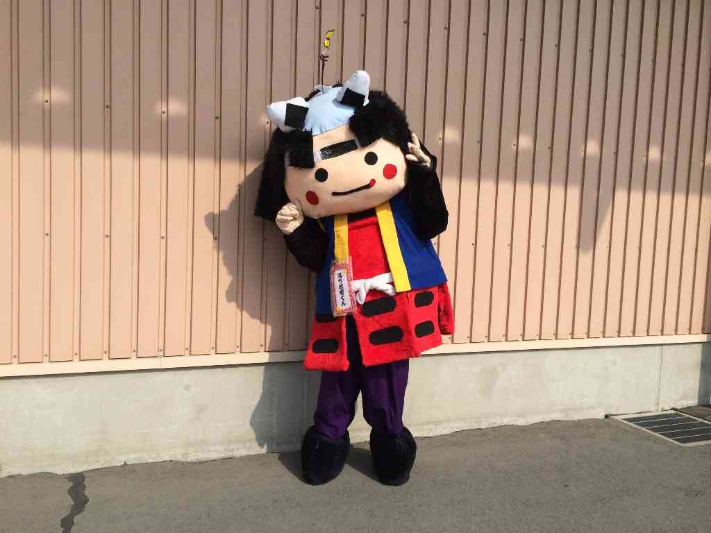 ロン毛の男性をひたすら貼っていくトピ。