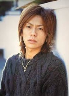 ロン毛の男性をひたすら貼っていくトピ。