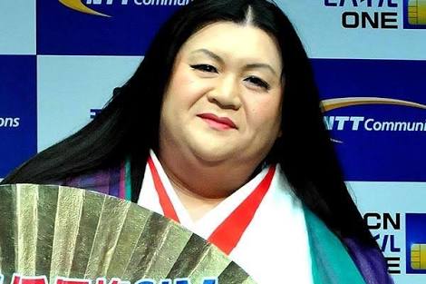 ロン毛の男性をひたすら貼っていくトピ。