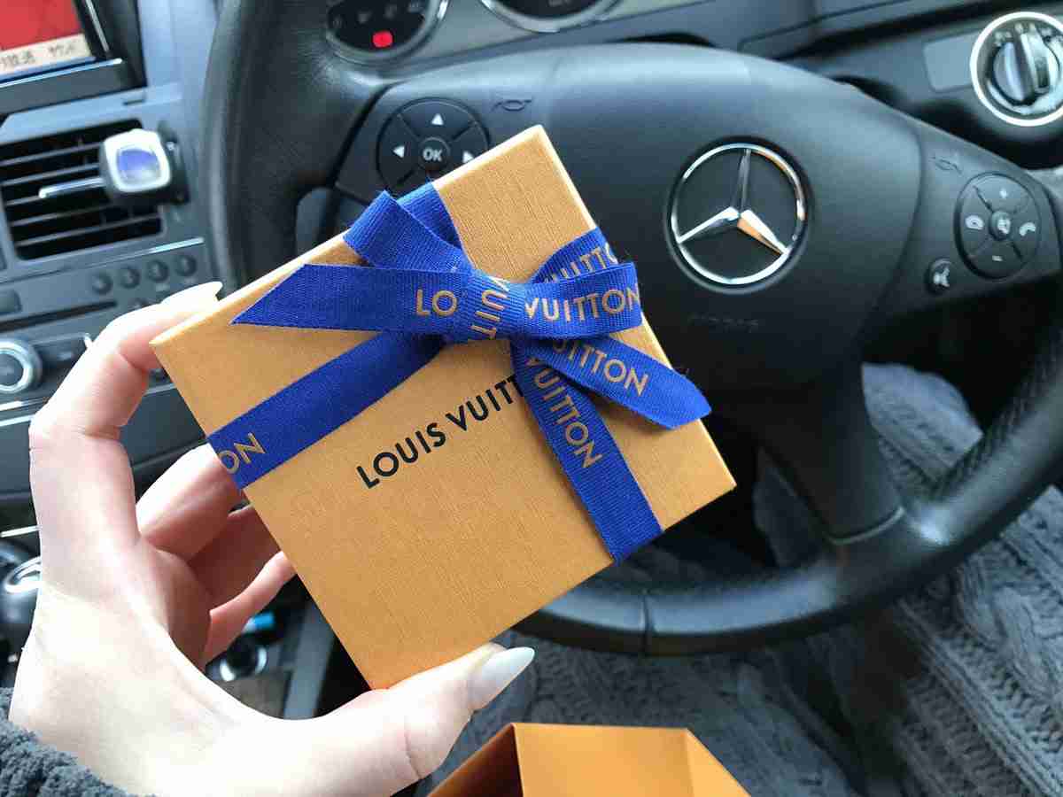 見てて恥ずかしい気持ちになること