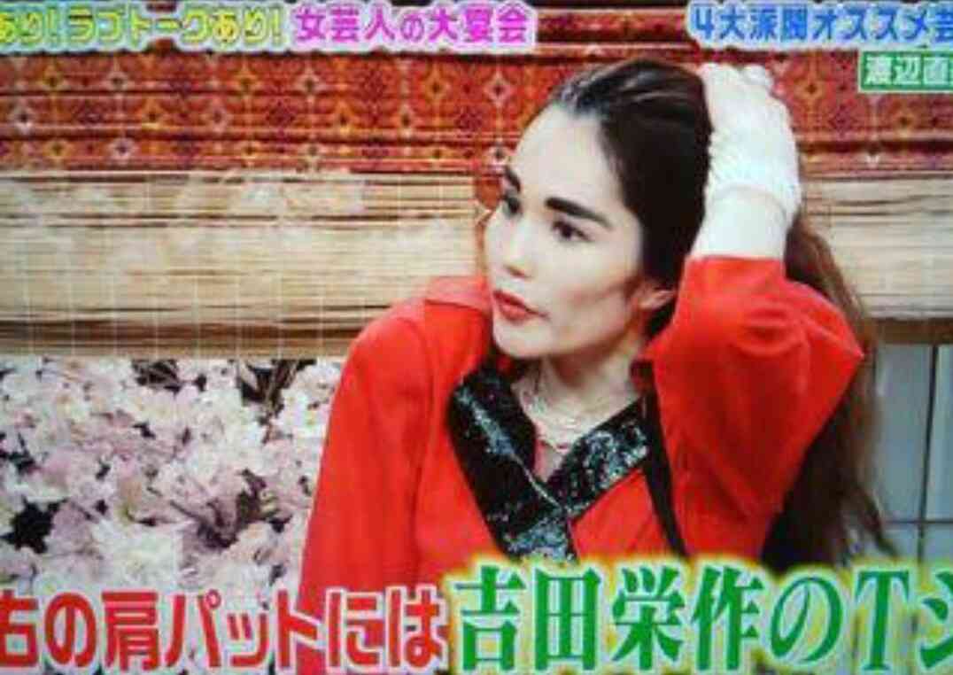板野友美、美ヒップ強調のSEXYビキニショットが話題「スタイル良すぎ」