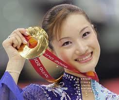 【浅田真央引退】国民栄誉賞あげるべき？ネット上では賛否両論　「選考基準を明確に」と賞自体に疑問も