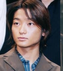 女なのに男の芸能人に似てる人〜