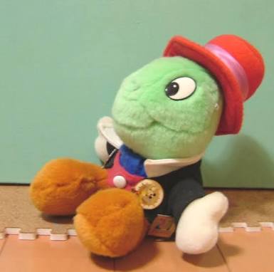 カンニング竹山が旅先の土産物をバッサリ「いらねぇのゴミは！」