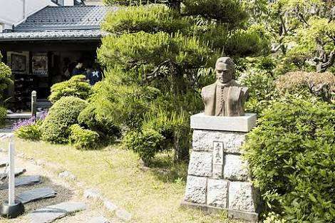 写真だけでどこの都道府県(都市)か当てるトピ