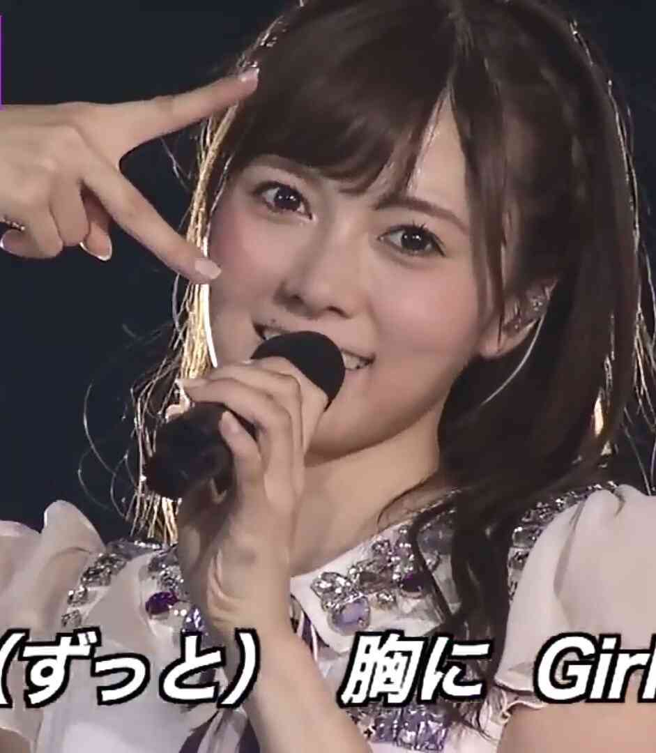 白石麻衣、超絶美脚披露で「猫になりたい！」とファン興奮　殺人スケジュールには心配の声