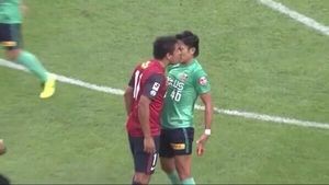 【浦和×鹿島│乱闘寸前】森脇の小笠原への「口、臭いぞ！」発言が騒動の発端？