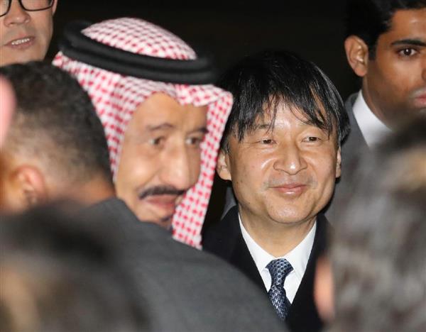 天皇陛下、体調不良で公務取りやめ