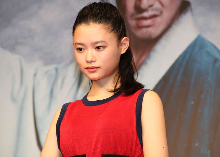 木村拓哉、着物女優をエスコートせず　レッドカーペット階段「ひとり飄々と」