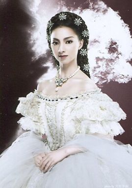 各都道府県の美人代表を集めるトピ