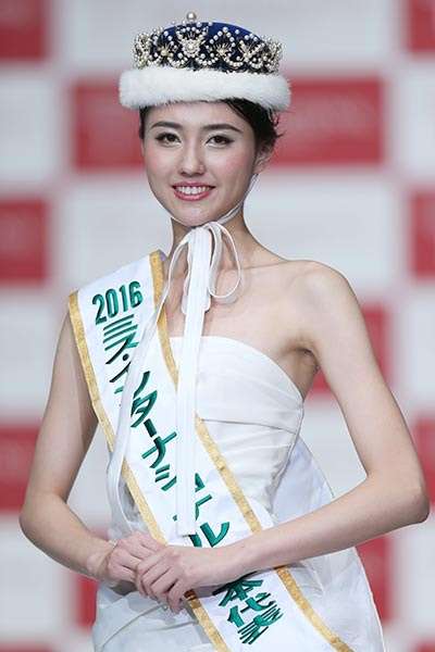 各都道府県の美人代表を集めるトピ