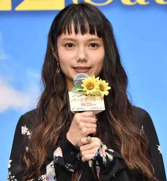 芸能人の優しい微笑みの画像トピ