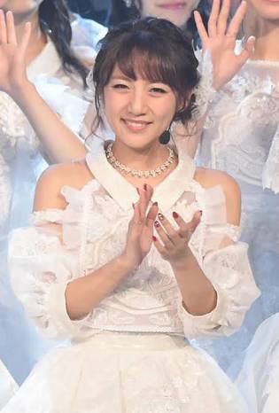 芸能人の優しい微笑みの画像トピ