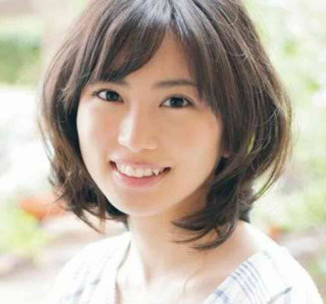 芸能人の優しい微笑みの画像トピ