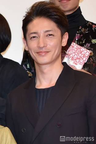 芸能人の優しい微笑みの画像トピ