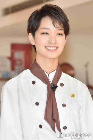 芸能人の優しい微笑みの画像トピ