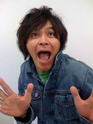 ダイエットになりそうな芸人のポーズを貼るトピ